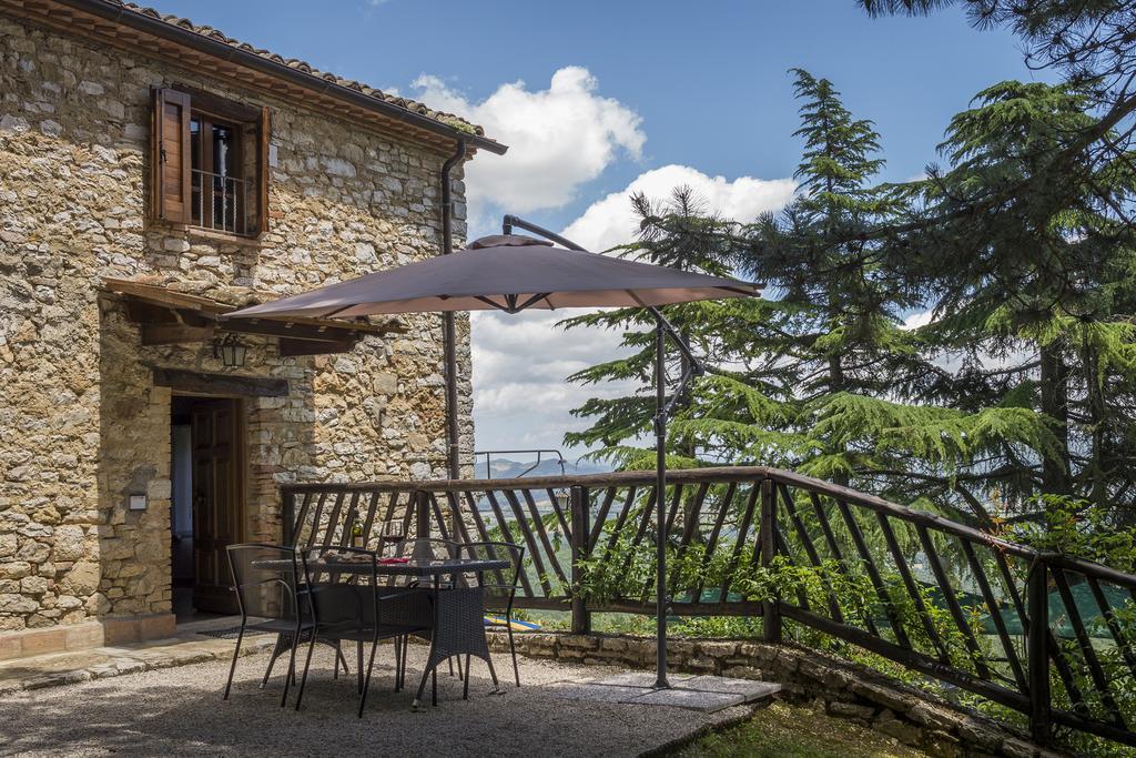 Agriturismo Monte Acuto Umbertide Room photo