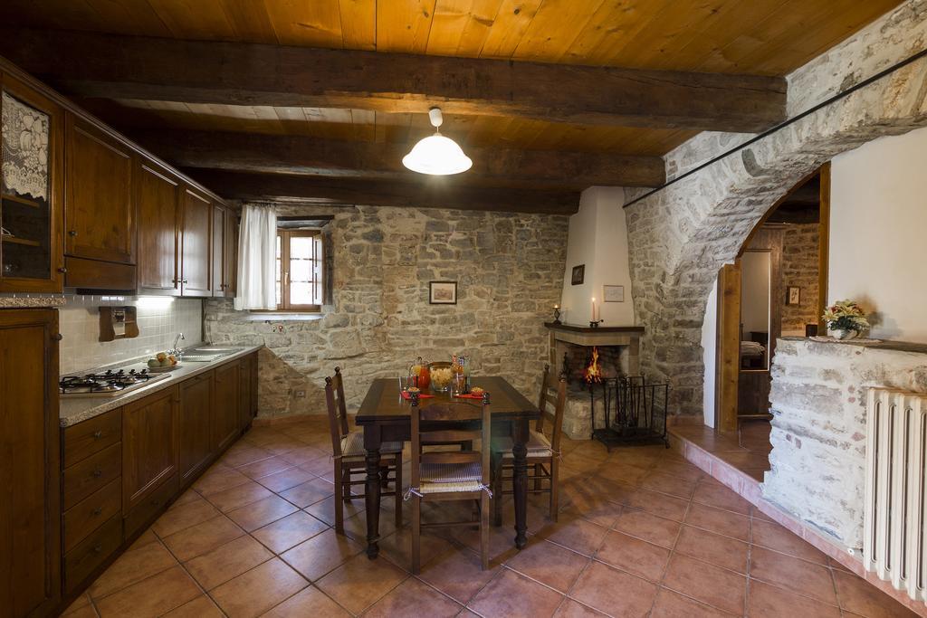 Agriturismo Monte Acuto Umbertide Room photo